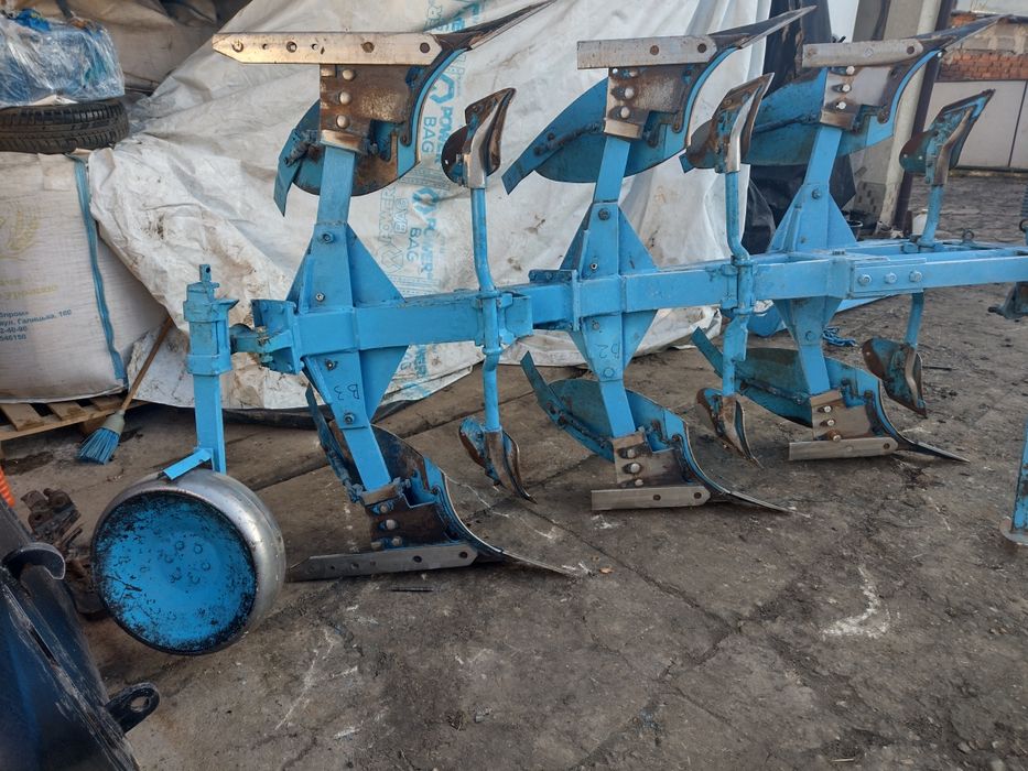 Оборотний плуг Lemken opal 120 2+1