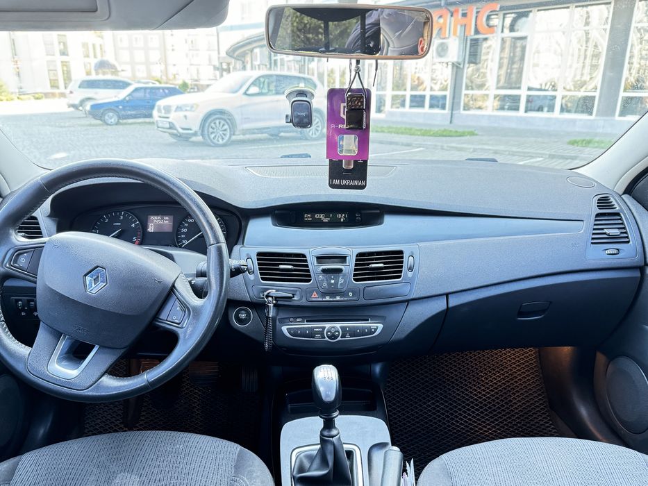 Продаю Renault Laguna 3, 2007р 1.5дизель(гарний стан)