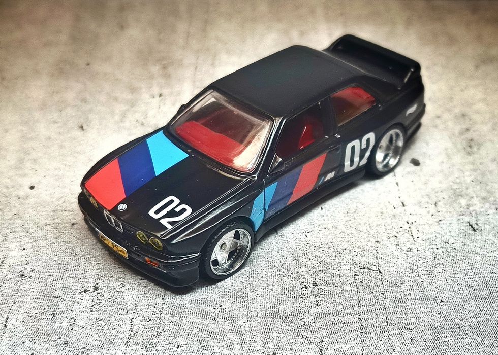Model BMW M3 E30 Hot Wheels