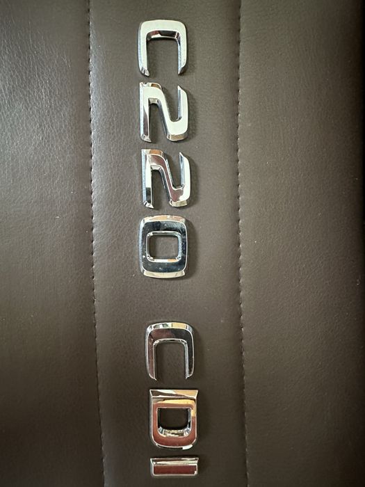 Mercedes Emblemat Tylnej Klapy MERCEDES W 204 C 220 CDI Naklejany Oryginalny