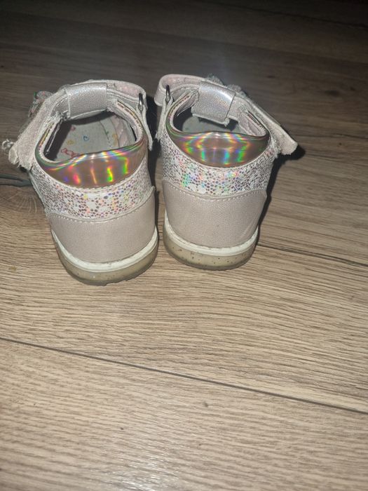 Sandalki badoxx r 24