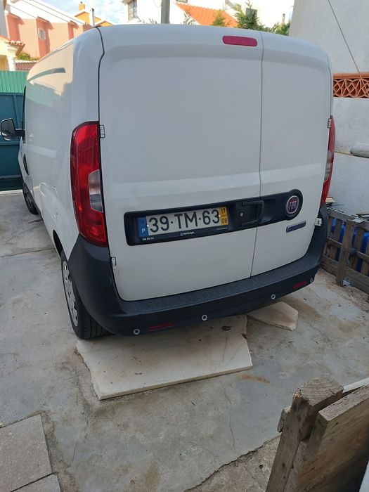 Vendo/trespasso pequeno negócio de distribuição/venda