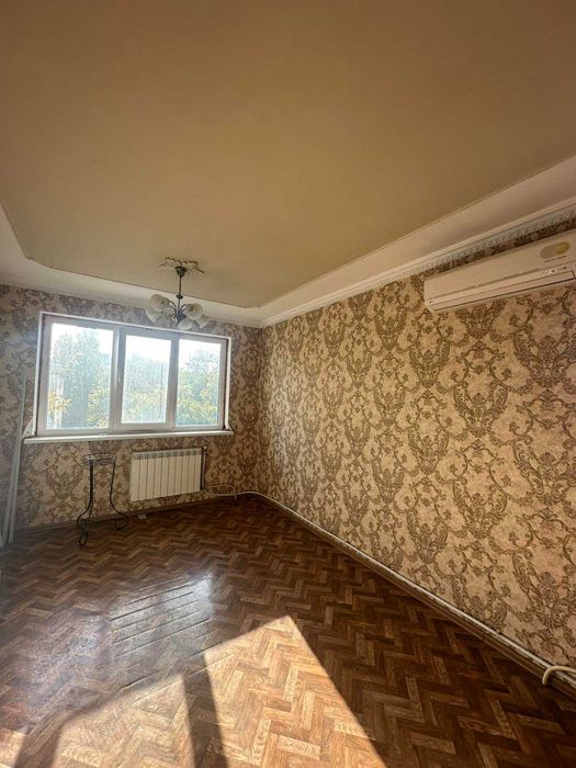 Продам 3-комн. квартиру на Добровольского