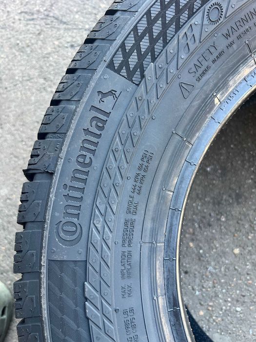 Opona Continental 215/65R15 C