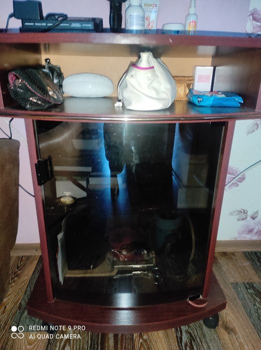 Тумба под телевизор 500гр.