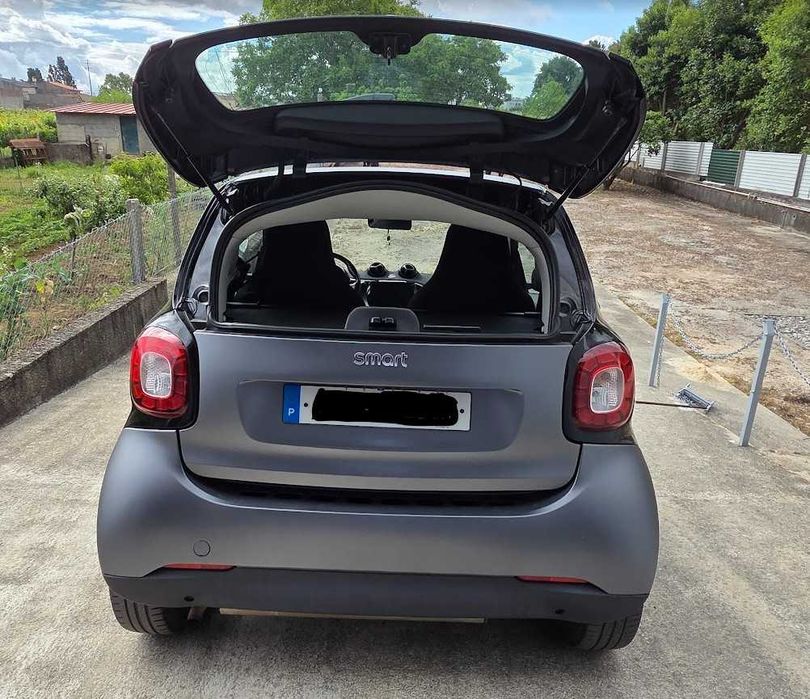 Smart ForTwo Coupé passion - 07-2016 - Gasolina - Apoio Braços Central