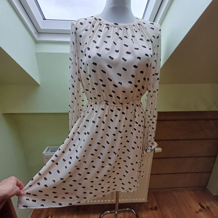 sukienka mini z długimi rękawami, H&M, roz. 40, stan idealny