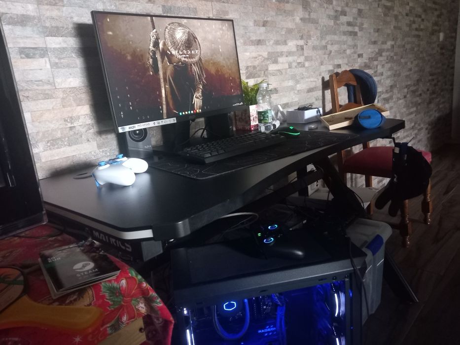 Pc gamer com rx6700xt