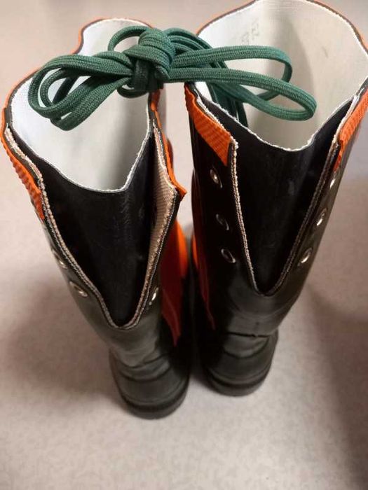 Forest Protection Boots for Chainsaw Operators and Forest Guards. New.64575279485059122