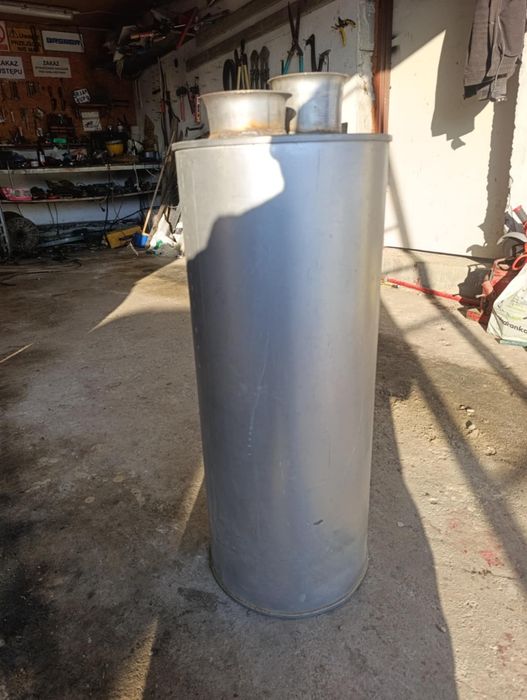 Tłumik do samochodu ciężarowego nowy