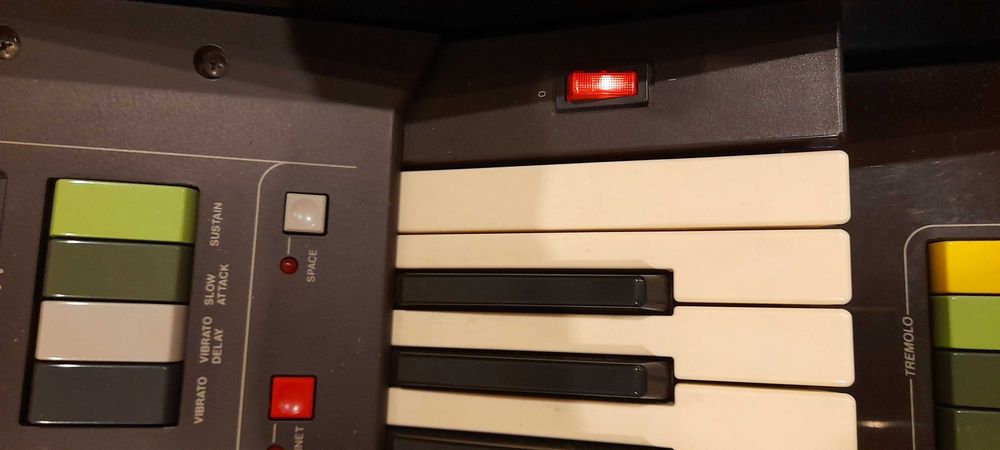 Órgão Stereoorgan Bontempi B 426 - W 3500