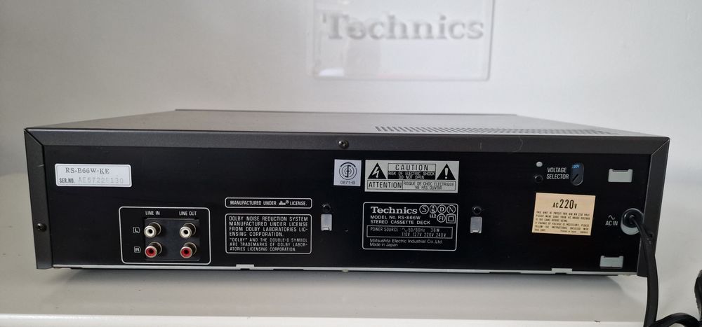 Magnetofon Technics RS-B66W