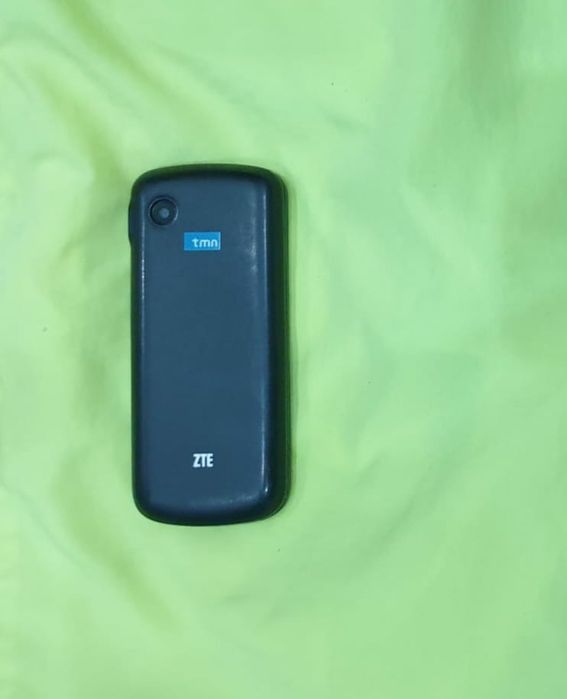 Telémovel ZTE a trabalhar
