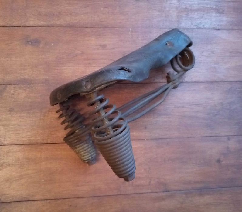 Przedwojenne Zabytkowe Skórzane Siodełko Rowerowe