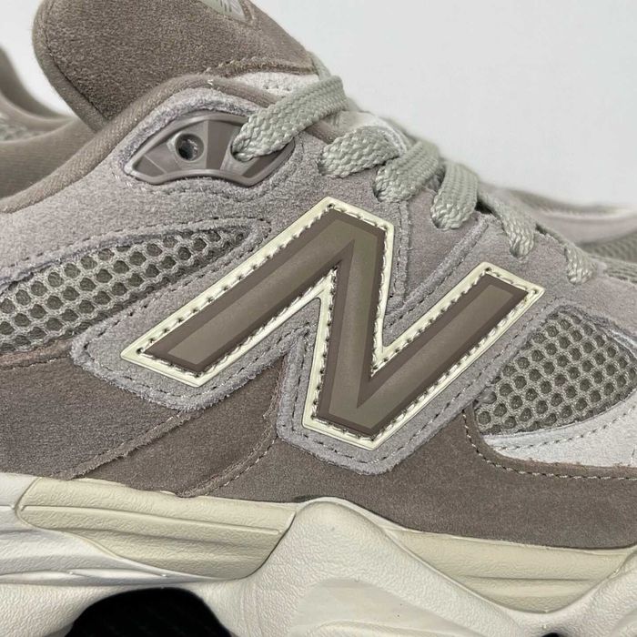 New_Balance NB 9060 R.44