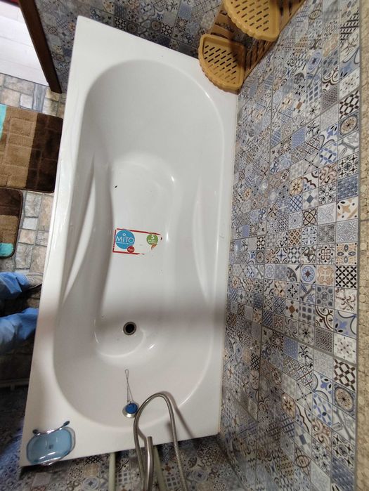 Продам в Валках часть дома в статусе квартиры