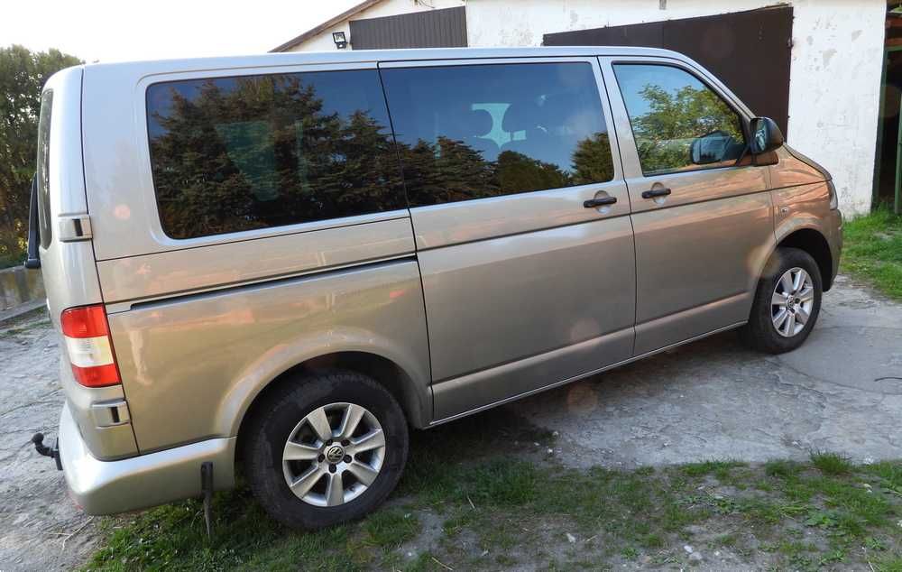 do wynajęcia wynajmę bus 9 osób