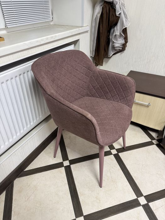 Стул кухонний мʼякий