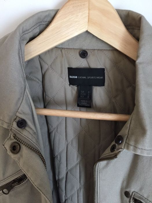 Casaco Acolchoado Cor Neutra e Linda da Mango - Perfeito Estado