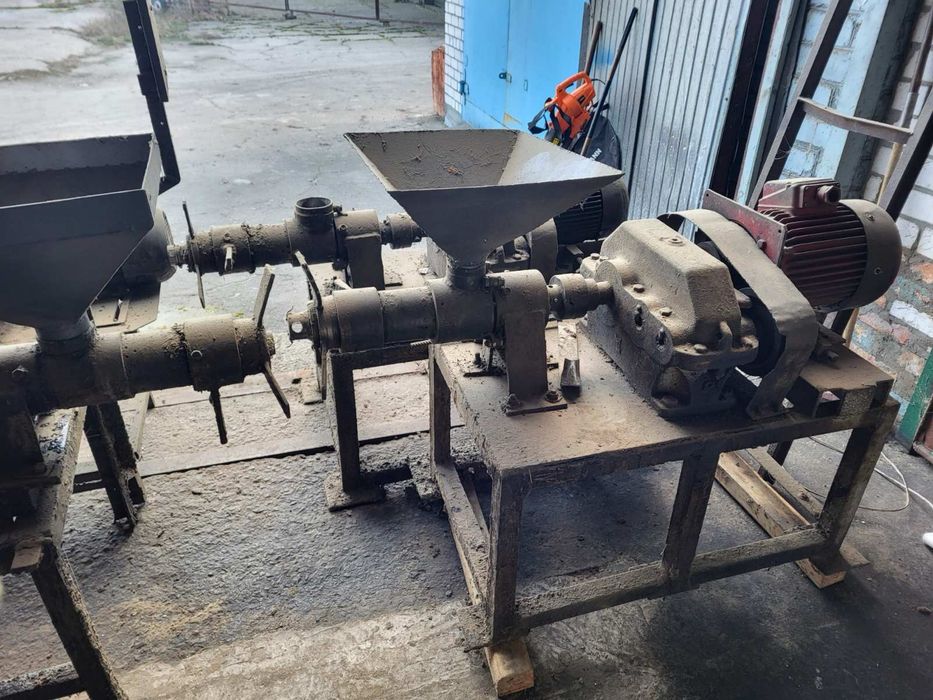 Маслопреса б/у в робочому стані