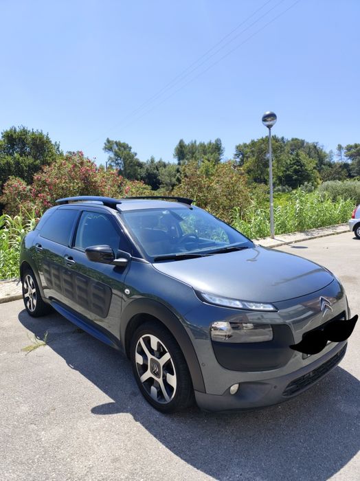 Citroën C4 Cactus 1.6 HDi Shine 99cv – FULL EXTRAS – Teto Panorâmico — photo 3