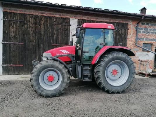 Mccormick MC 115 Case MX 110