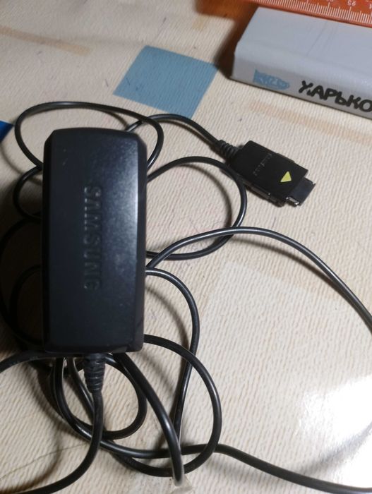 зарядное устройство для телефона