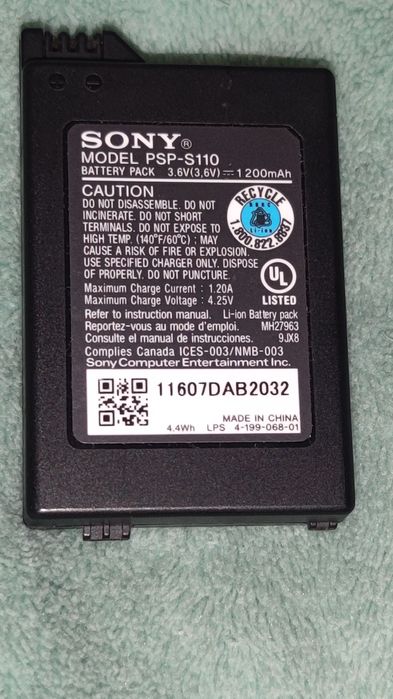 PSP 3000 карта памяти Samsung 32