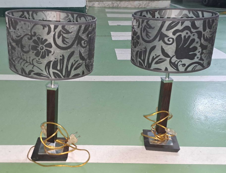 Conjunto Candeeiros quarto Teto e Mesas de Cabeceira, c/Novos