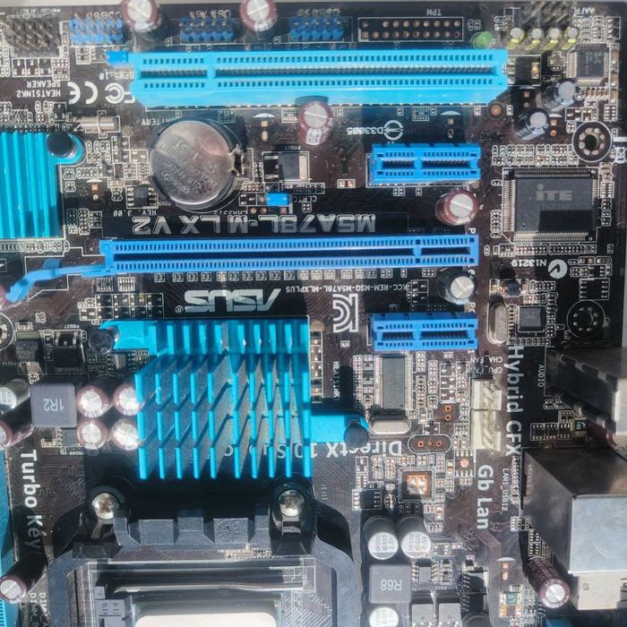 Комплект Phenom II x6 1055t + Asus M5A78L-M LX2 + DDR3 8GB