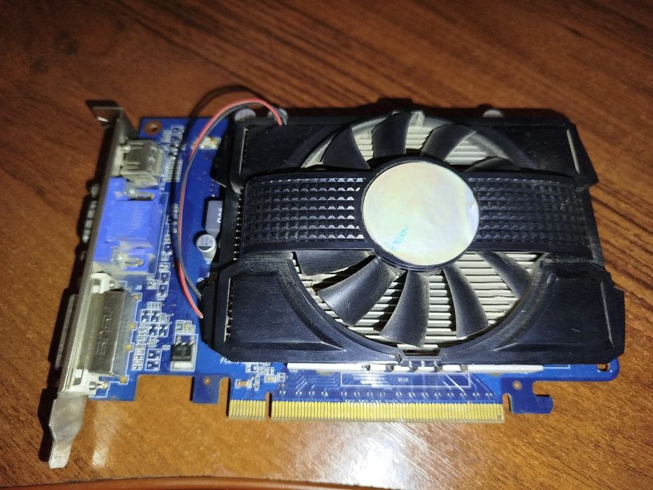 Відеокарта Asus PCI-Ex GeForce GT 240 1024MB GDDR3 (128bit)