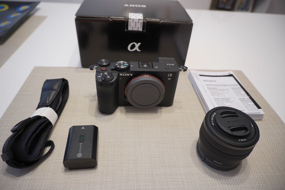 SONY A7CII com objetiva 28-60