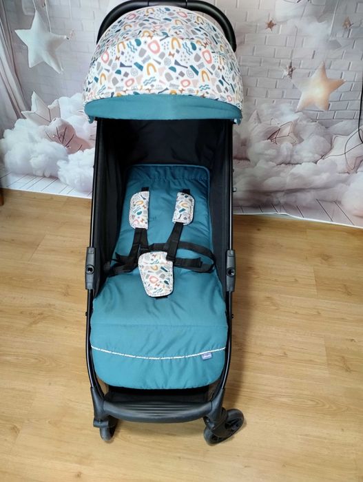 Wózek spacerowy Chicco GLEE lekki, kompaktowy, do 22 kg