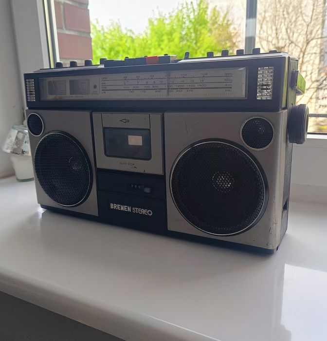 Boombox retro 80-90 lata sprawny