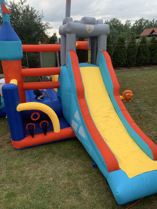 Dmuchaniec Dmuchany Trampolina Zamek Gryfa stan bardzo dobry