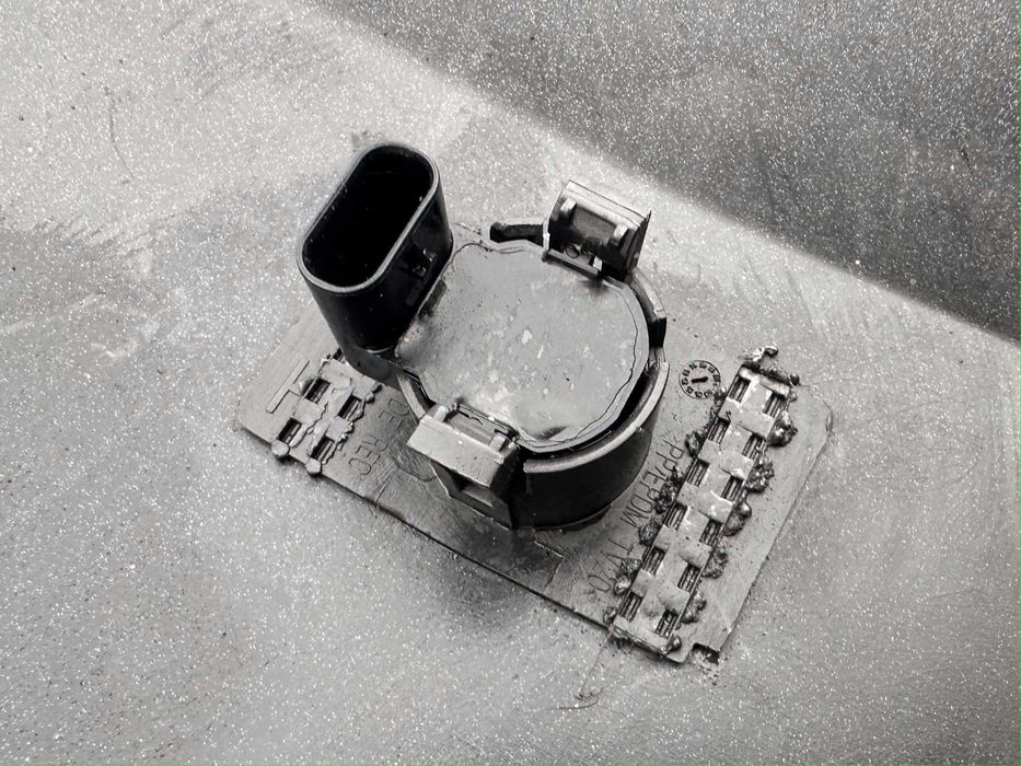 Tylny zderzak Audi A3 8P Sportback 5d LIFT – oryginał, komplet, PDC