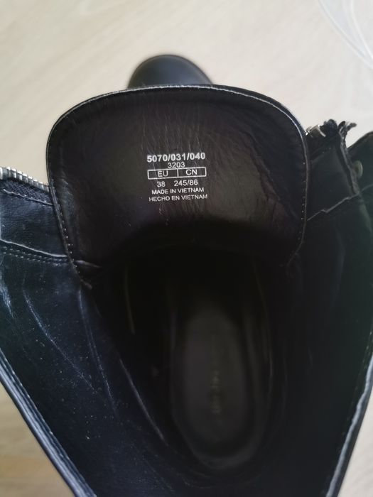Демісезонні ботінки Bershka