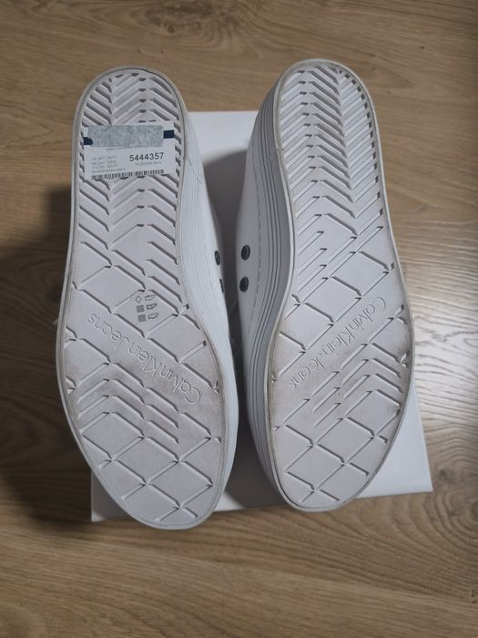 Calvin Klein Jeans tenisówki Zolah na platformie 
Tenisówki Zolah R0 B