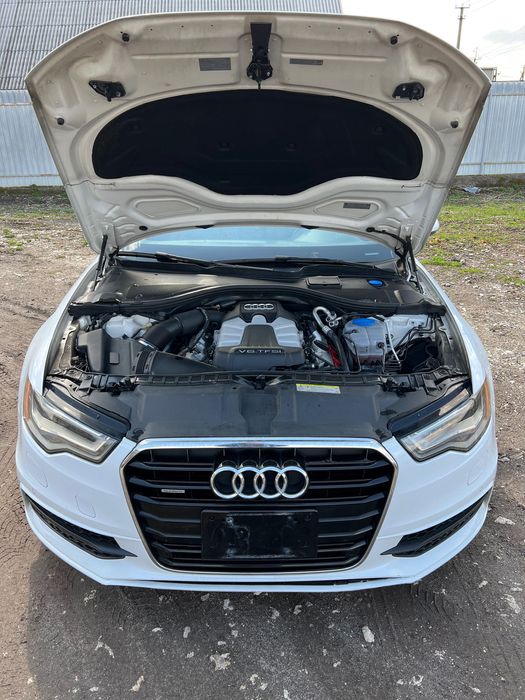 Двері четверть поріг  Audi A6 C7 3.0 TFSI запчастини шрот