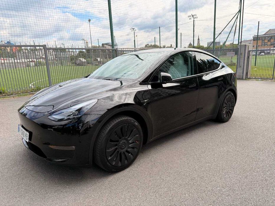 Tesla Model Y 2024 VIN 7SAYGDEE0RA246829 фото оголошення 5 з 18