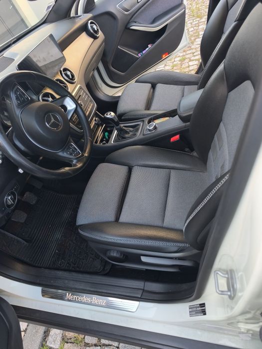 Mercedes-Benz GLA 180 Style