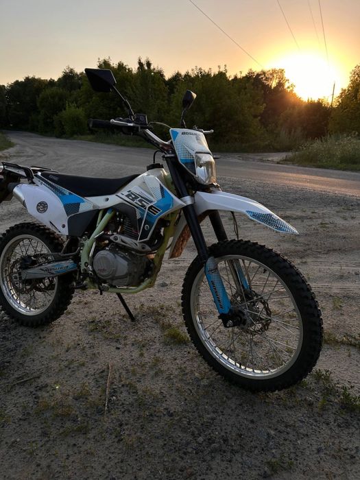 Мотоцикл Bse 250 j3d