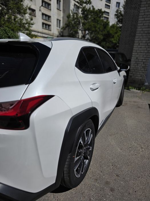 Продам Lexus UX  в ідеалі