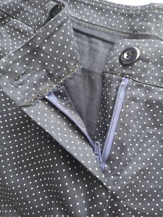 Krótkie spodenki w kropki