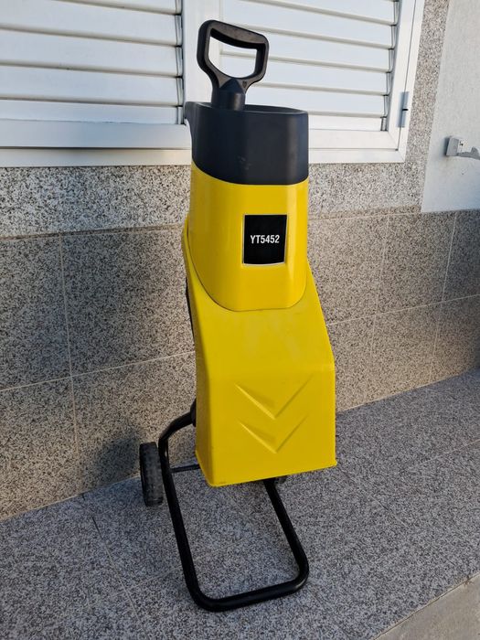 Maquina de cortar canos