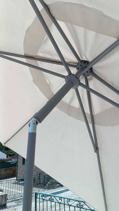 Guarda-Sol Beje-Cinza 3,0m