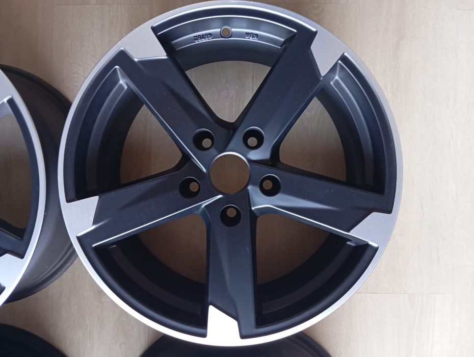 4 Alufelgi Kapsle Śruby Nowe Kopia Oryginału BMW 7,5Jx17H2 5x120 ET35