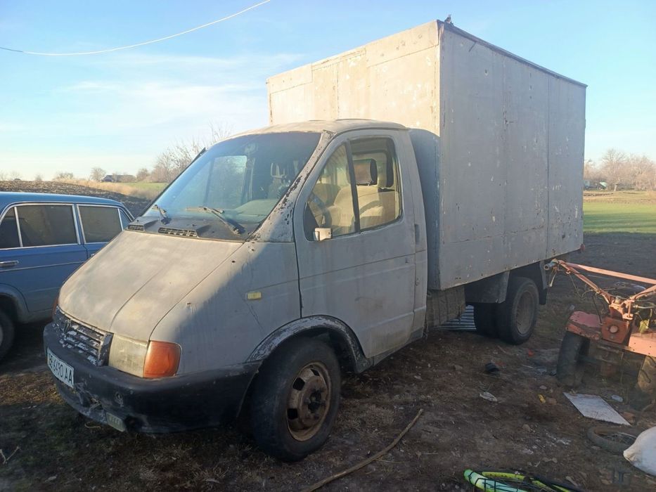 Газель в розборі і багато запчастин