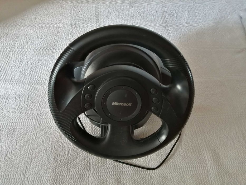 Volante e pedais da Microsoft SideWinder