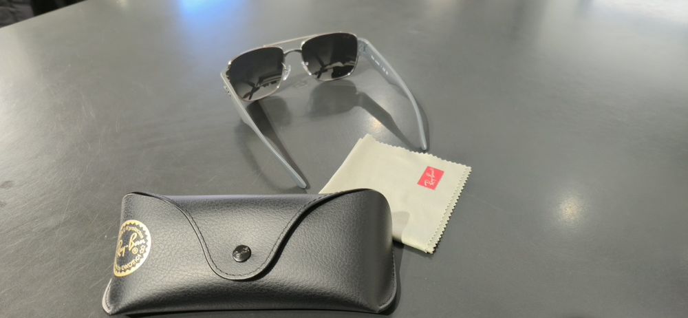 Okulary przeciw sloneczeczne  Ray- Ban